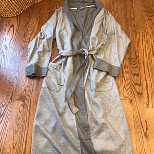 Pottery barn men’s robe - super soft - new WOT